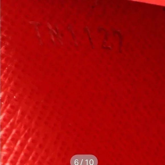 Louis Vuitton red twist long wallet. - Picture 6 of 10